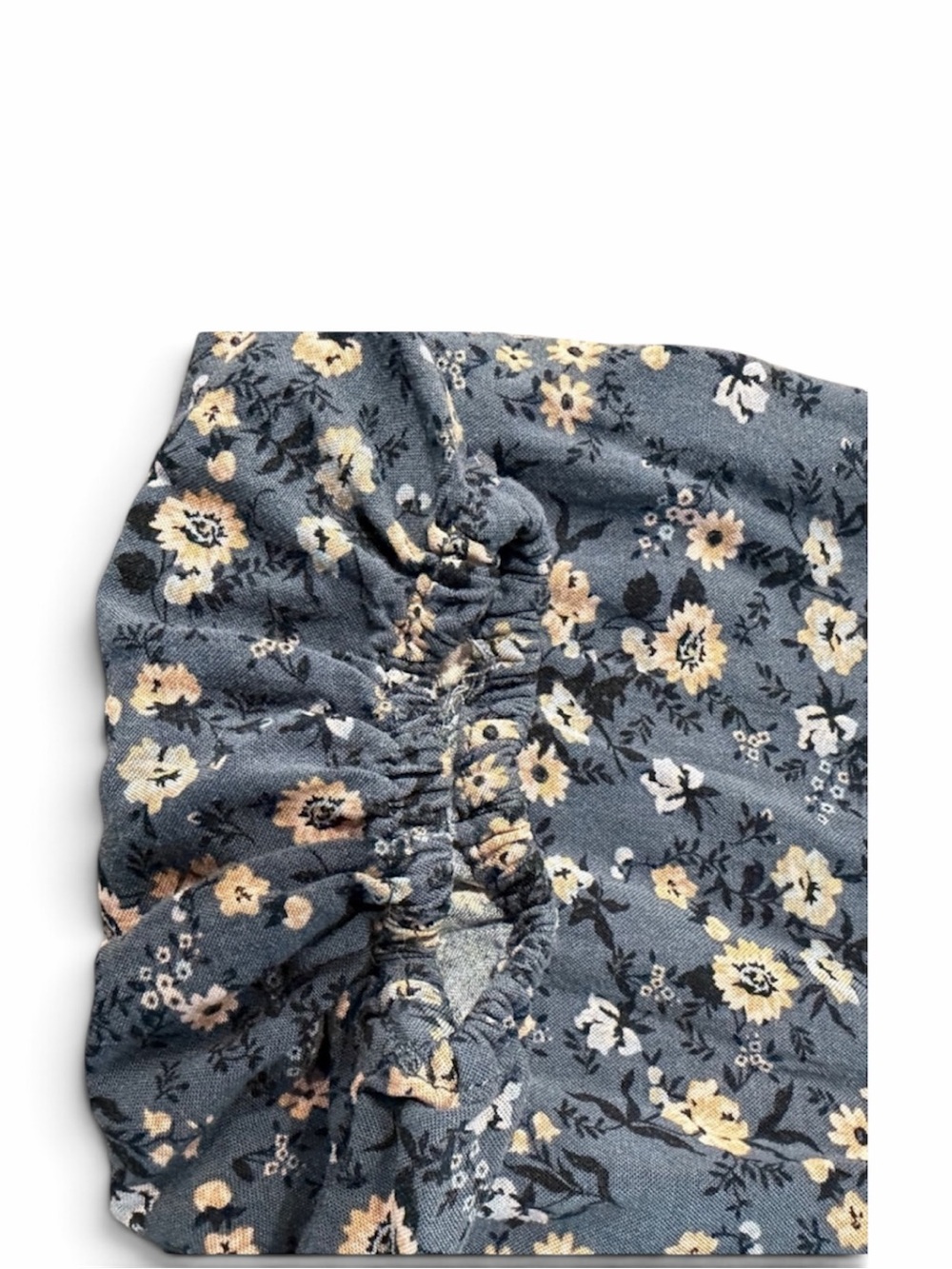 Angels Forever Young Size Medium Navy Floral V-Neck Long Sleeve Blouse. - Picture 6 of 9